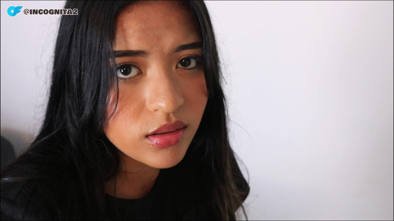 Solo_incognita: Mishell, la inocente hermanastra prueba mi polla por primera vez