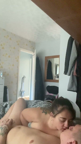 Filthy British Couple: Dirty talking British hotwife JOI until big cumshot