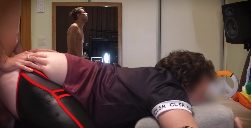 GayDuplo: Ну, це тизер, перш ніж я можу завантажити нормальне відео. Щось для вас з нетерпінням чекає теж!