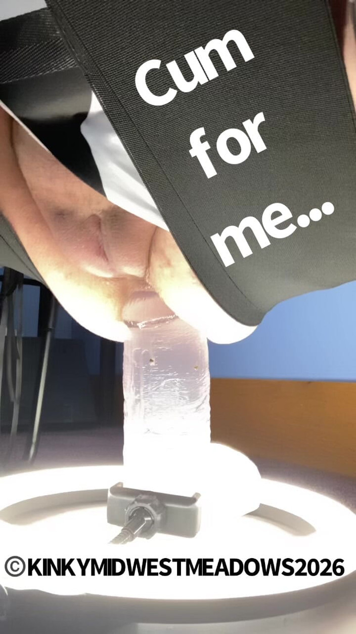 Kinky Midwest Meadows: Antrenament anal cu vibrator mare 2026