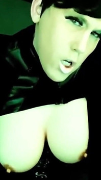 Ett skott i mörkret- Syn Thetic