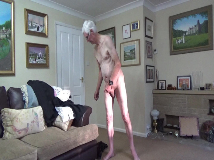 bigears: Il vestito si spoglia