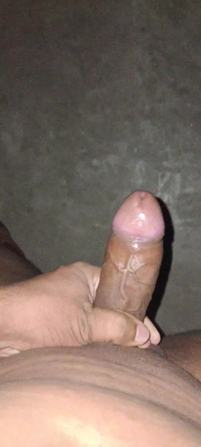 Rajveer Bhumihar: Indický mladík leží na posteli a honí ho