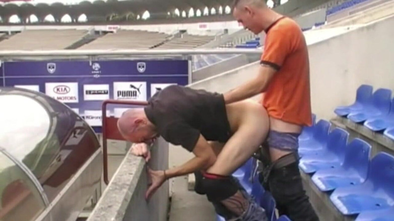 Jess Royan XXX: Fucked in football stadium !! Incredible