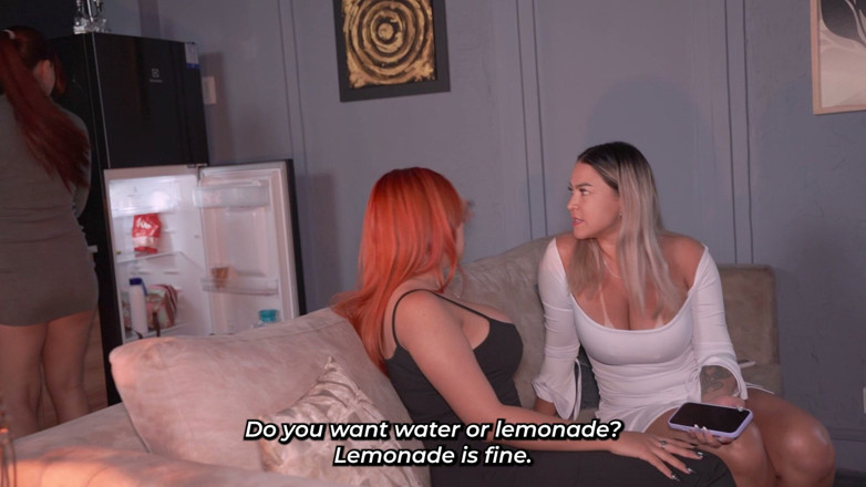 celestealba: 3 Amigas Disfrutan Del Mejor Sexo Lesbico De Sus Vidad