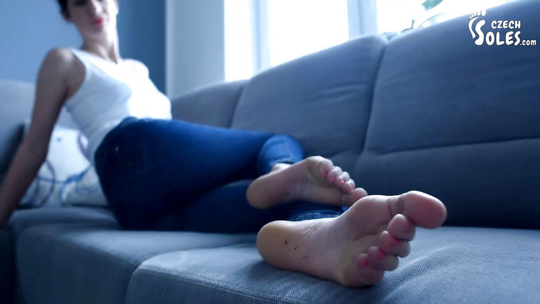 Czech Soles - foot fetish content: Model baru Nikol menggoda pria kulit hitam, pov