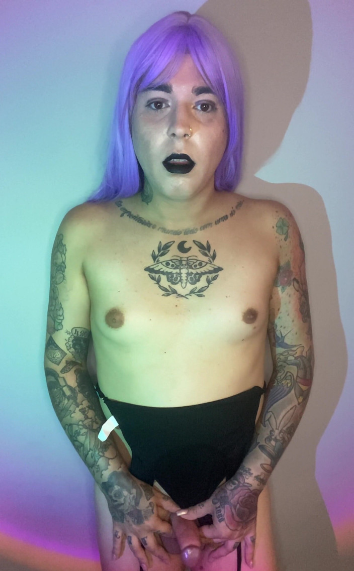 EmmaInkTrans: मैं इस वीडियो में तुम्हें बहुत कामुक बनाना चाहता हूं