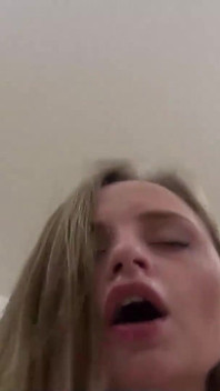 140 -1 Babe Fucks for Creampie