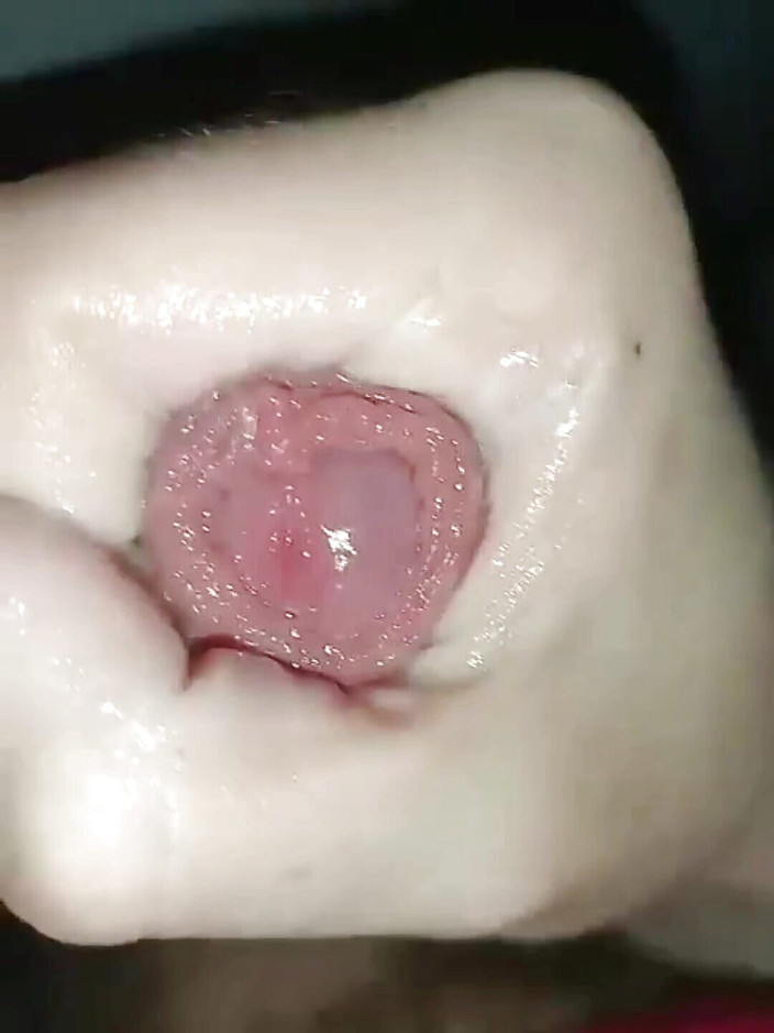 Bamboo-umbrella: Penis merah basah basah mengocok dan gemetar ingat untuk guru...