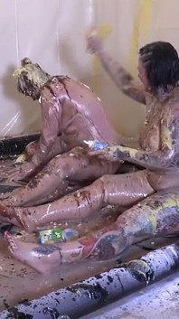 BBW Messy Food Fun