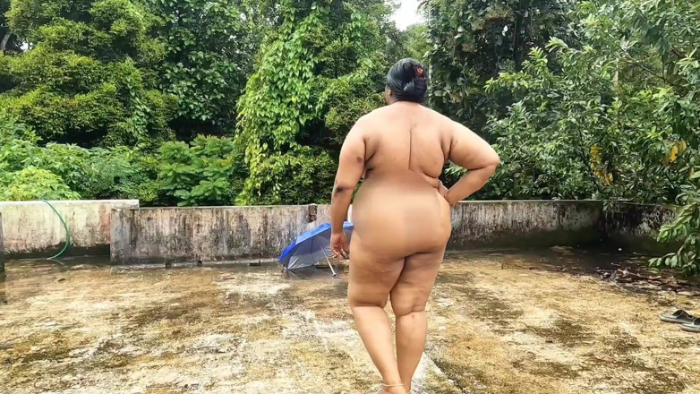Anne Ipe: Big Boobs and Ass Exposed on a Rainy Day, Beautiful...