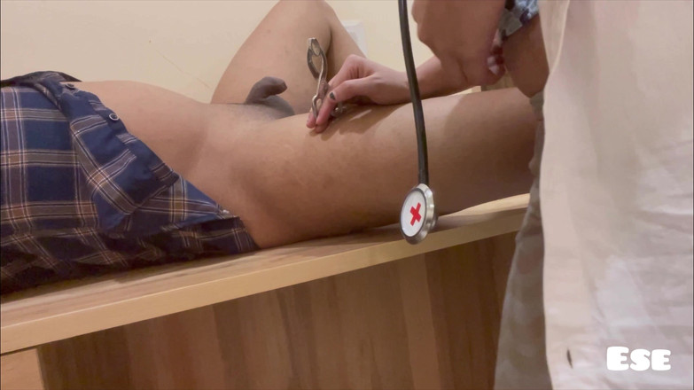 Sammy Sins: Doktorun macerası ft. sammy sins ve alisha singh