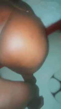 First Time Painful Anal Experience for This Giant African MILF, Could Not Handle It