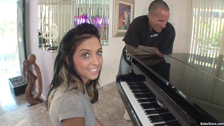 Babe Stare: Horny couple gets it on in the couch