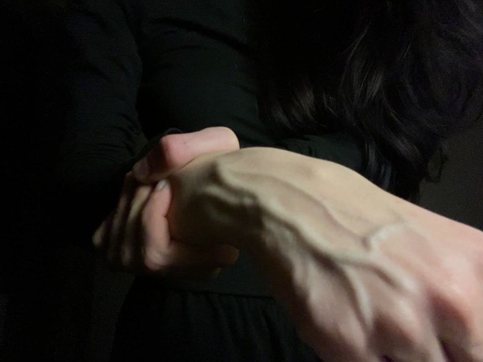 Princess Aisha: Crazy Swollen Veins