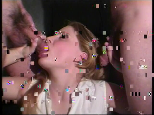 3 Bangers: Молода блондинка Ненсі з маленького техаського містечка, щоб спробувати свої сили в бізнесі для дорослих