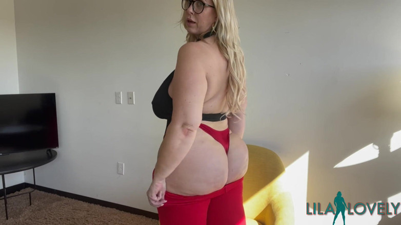 Lila Lovely: Worship My Corporate Ass