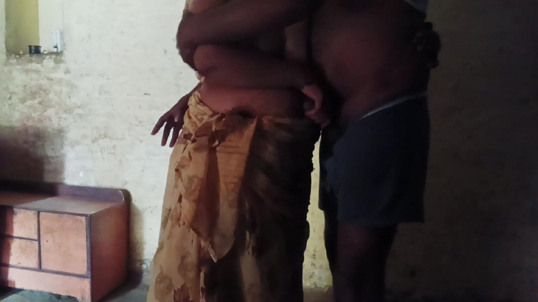 Desi_bhabhi121: 裸体福金夫妇德西村