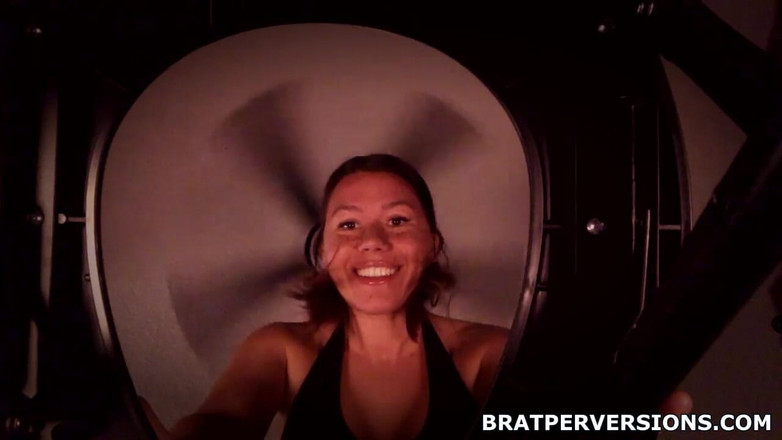 Brat Perversions: berbuluku dientot habis-habisan sama pacarku yang bejat!