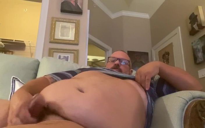 Hand free: My Big Step-daddy Let Me Film His Belly Play and...