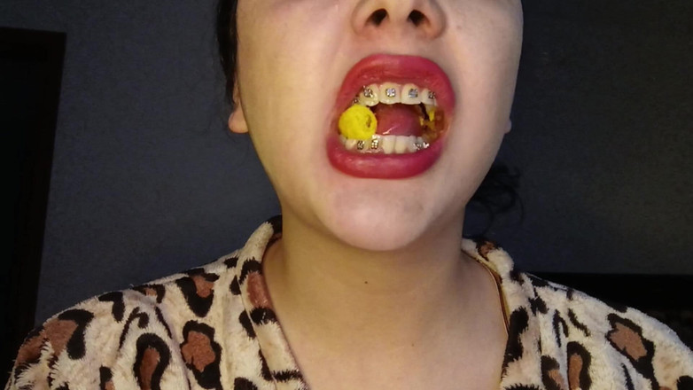 Golden domme: Chew Cheetos POV Uvula