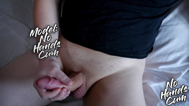 Cum no hands: Big cock oiled up male orgasm, during orgasm a volley...