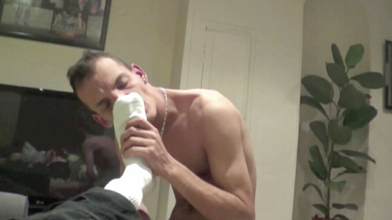 Sneaker Sex Kinky: Dominacja stóp dla youtj francuski twink