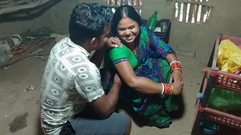 Raju Raju: Enjoyed Fucking the Neighbor Woman Naked Village Style Hot Fuck