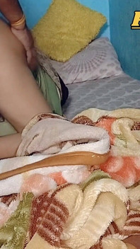 Desi indio Sexi Bhabhi Apne Novio Ke Land Ki Jordar Sawari Karti Hai