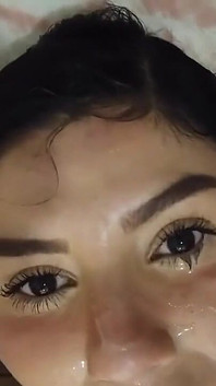 Üvey kız kardeşimin yüzüne ve ağzına boşalma