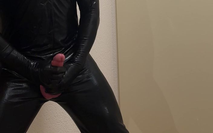 Outside: Black Dress