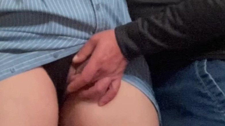 PriyaNaavya: Oh mio dio!!! uno sconosciuto pervertito mi ha toccato la...