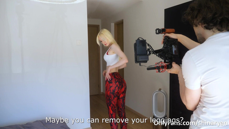 shinaryen: Une modèle baise avec son photographe pour une séance photo...