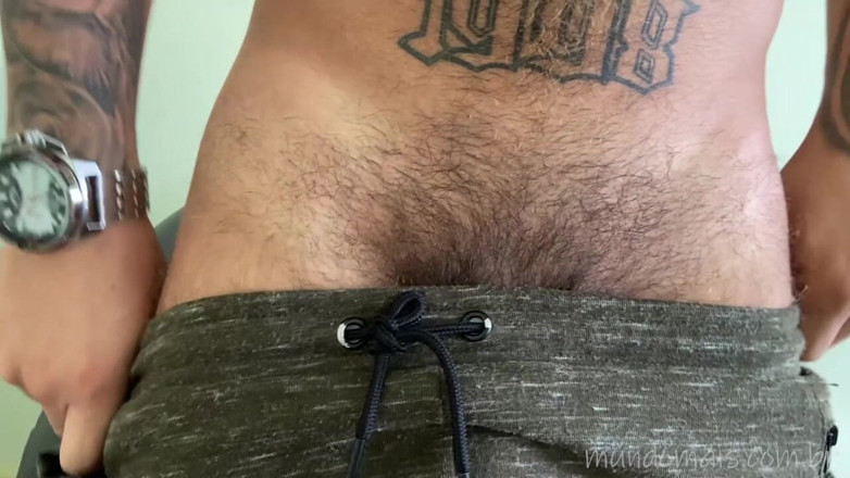 MundoMais: Sucking the Black Cameraman