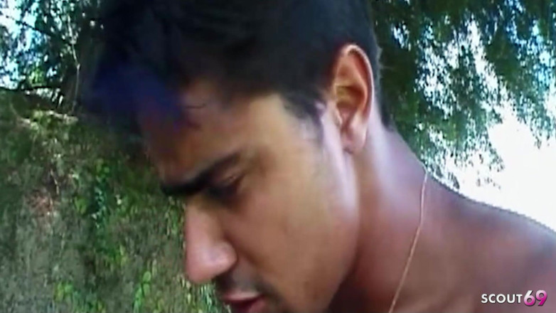 Shemale TS Collection: Travesti pervertida recebe sexo anal espontâneo ao ar livre