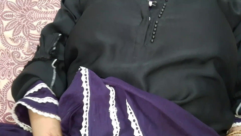 QueenbeautyQB: Indischer schwiegervater hatte sex mit seiner muslimischen indischen schwiegertochter, als...