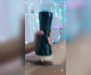 Nikki Montero: Nikki Masturbación con un juguete Fleslight