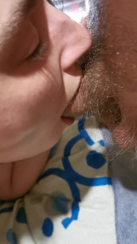 Nowy sex oralny wideo dla subskrybentów. Cieszyć się!
