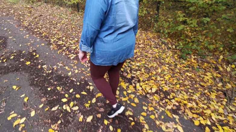 Bouncy Tits Action: Happy Pussy and Titslapping in and Outdoor