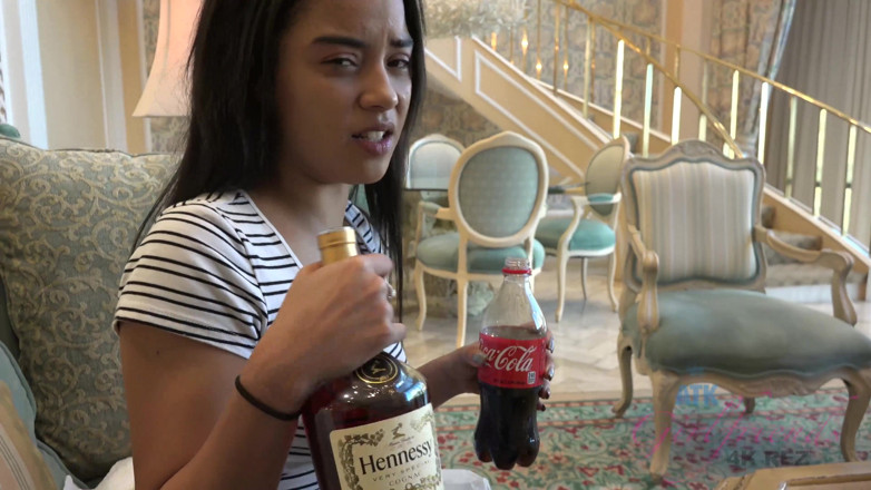 ATK Fans (Girlfriends): Vacanță virtuală în Las Vegas cu Maya Bijou partea 1