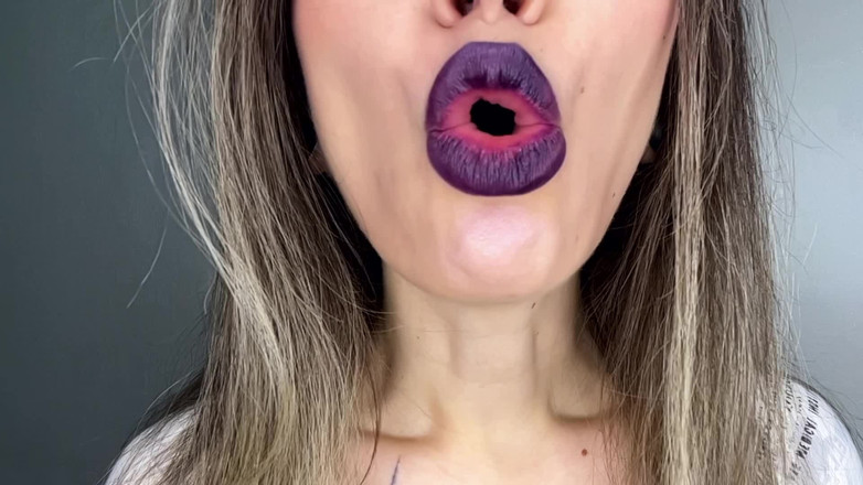 Rarible Diamond: Sexy mädchen spuckt langsam mo 2