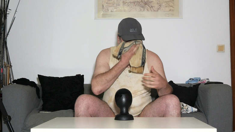 Qualzucht: 10 cm canavar tıkaçla anal eğitim!