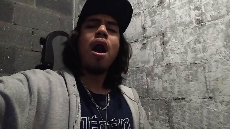 AlexAlejandro13: Můj penis je velmi nápadný