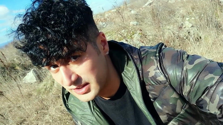 Idmir Sugary: 性交后被无套抽插并透过内衣射出精液