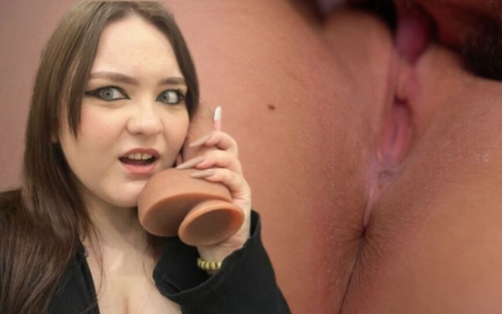 Polly Sweet: Příběhy První anální sex manželky se dvěma penisy (anilingus, stříkání, cuckold)