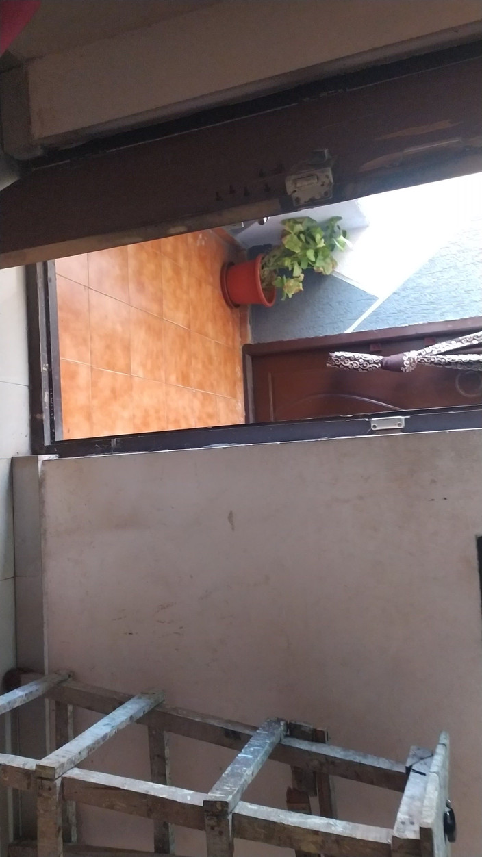 Sex Boy Manisha: India Desi-homo masturbeert op de badkamer