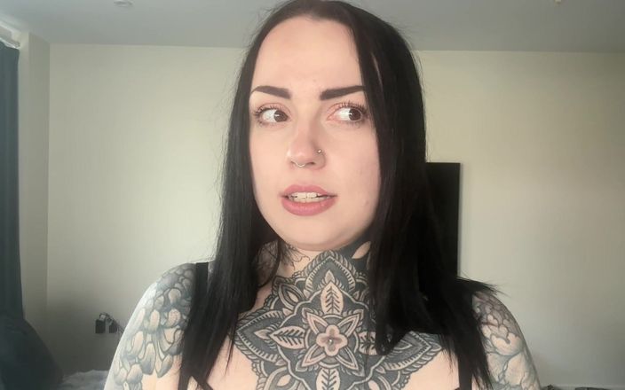 Miss Valentina: Tajný lesbický sex tape