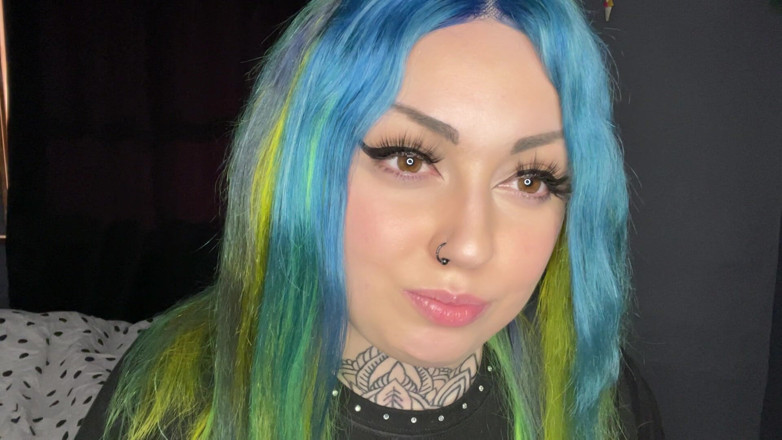 Miss Valentina: Wifeys Next Door JOI