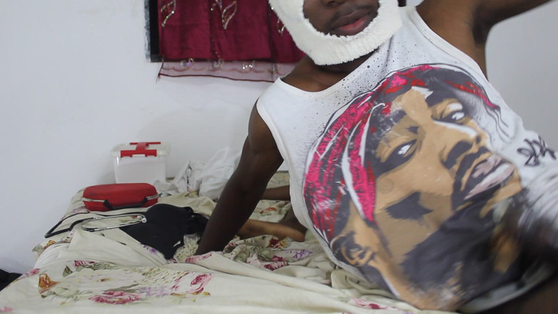 Candy louca: Lev Den Busiga Doktorn Och Den Döda Kuken