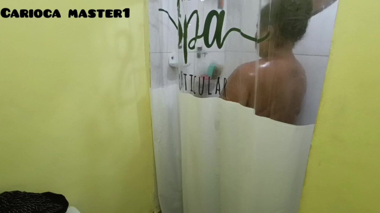 Carioca Master: Digoda untuk mandi bersama-sama